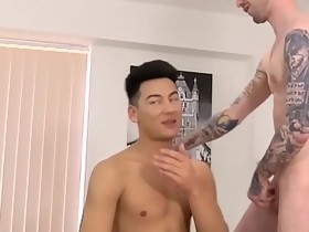 Cute twink anal action which end in a beautiful cumshot
