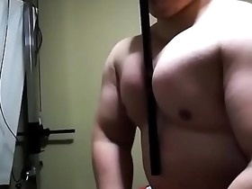 Fully pumped up pecs