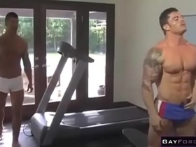 Couple Workout Fucking in gym